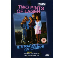 Две пинты лагера и упаковка чипсов