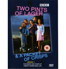 Две пинты лагера и упаковка чипсов